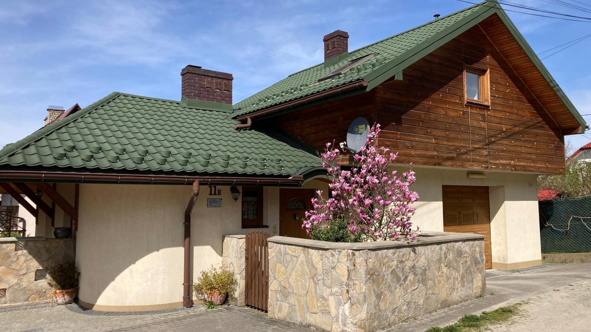 Apartamenty-Studio Noclegi Wczasy Wakacje Ferie - Pobyty Rodzinne Рабка Экстерьер фото